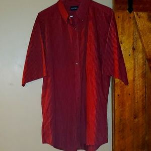 Men's short sleeve button up